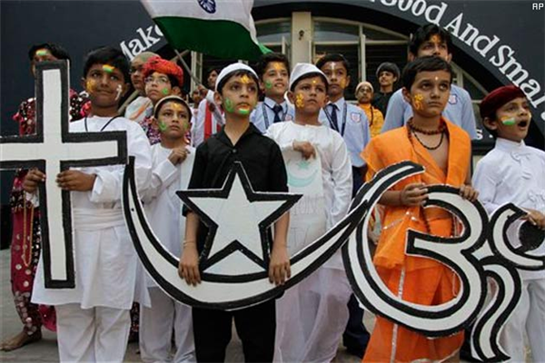 Muslims Vs Hindu Vs Christians