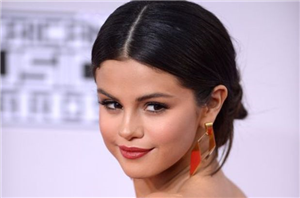 Selena Gomez'i Sever Misin?