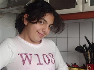 9Gden Nasıl  1 Kız İstersin :D