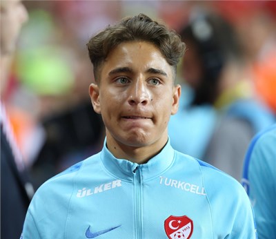 Hangi Türk Futbolcusun