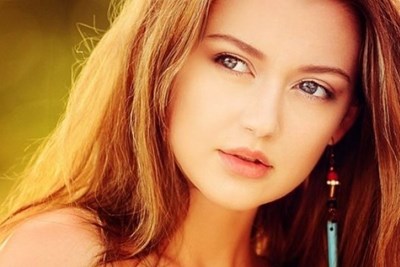 Kamu Cantik Atau Manis?