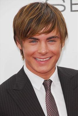 Zac Efronmu ? Robert Pattinson Mu ?