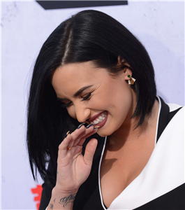 -Lovatic Testi-