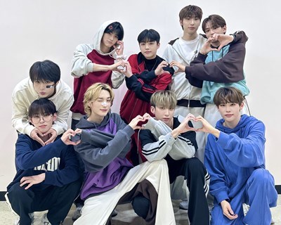 Siapa bias kamu di xodiac??