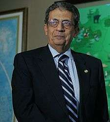 عمرو موسى