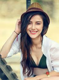 Özge Gürel Fanı Mısın?