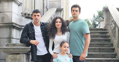 Hangi Kardeşlerim Oyuncususun