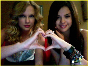 Taylor Mu Selena Mısın