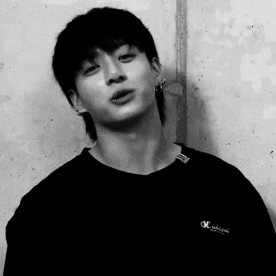 Jungkook'un sevgilisi olmayı başarabilecek misin?