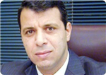 من تفضل محمد دحلان ام محمود الزهار !!؟ 