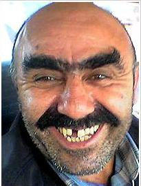 Sinirli Misin