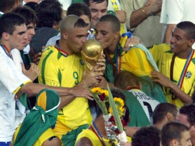 مين بطل كأس العالم 2010