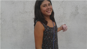 Claudia Flores