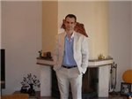 Ποιος Θελετε Να Φυγει Απο Το  Σχολειο Μας  Απο Το 