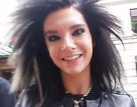 Who Is  More Cutier Bill Or Tom Kaulitz???