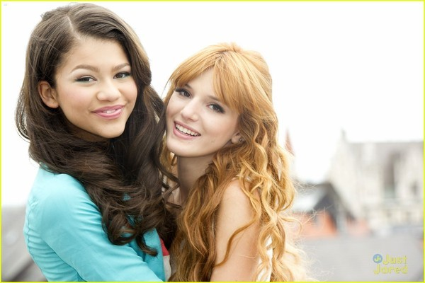 Bella Mısın Zendaya Mı¿