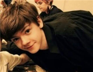 Thomas Sangster'ı Seviyor Musun?