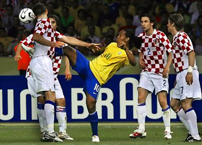 Acaba Hangi Futbolcusun???????