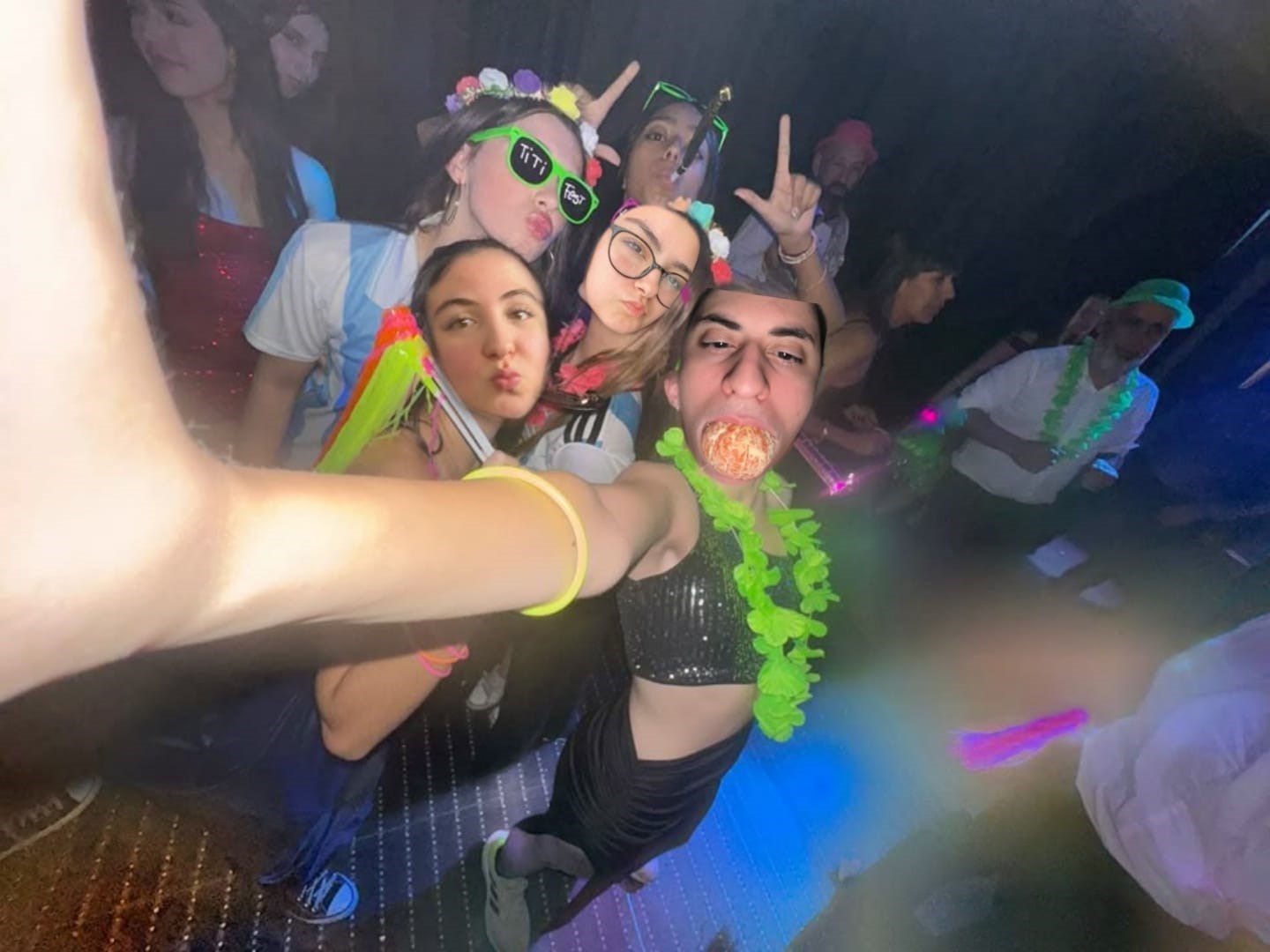 Hangi yikik bffler :) üyesisin