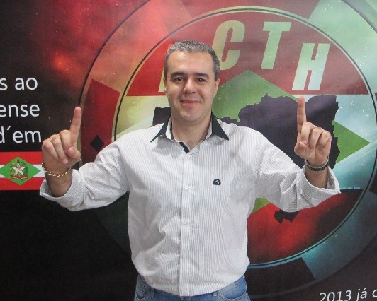 MOISÉS DE MORAES 