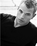 Kellan Lutz Or Emmett Cullen?