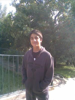 8/B'den Kimsin??