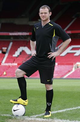 Who Is The Best Football Player Alive.
