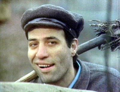 Sen Aslında Kimsin ?