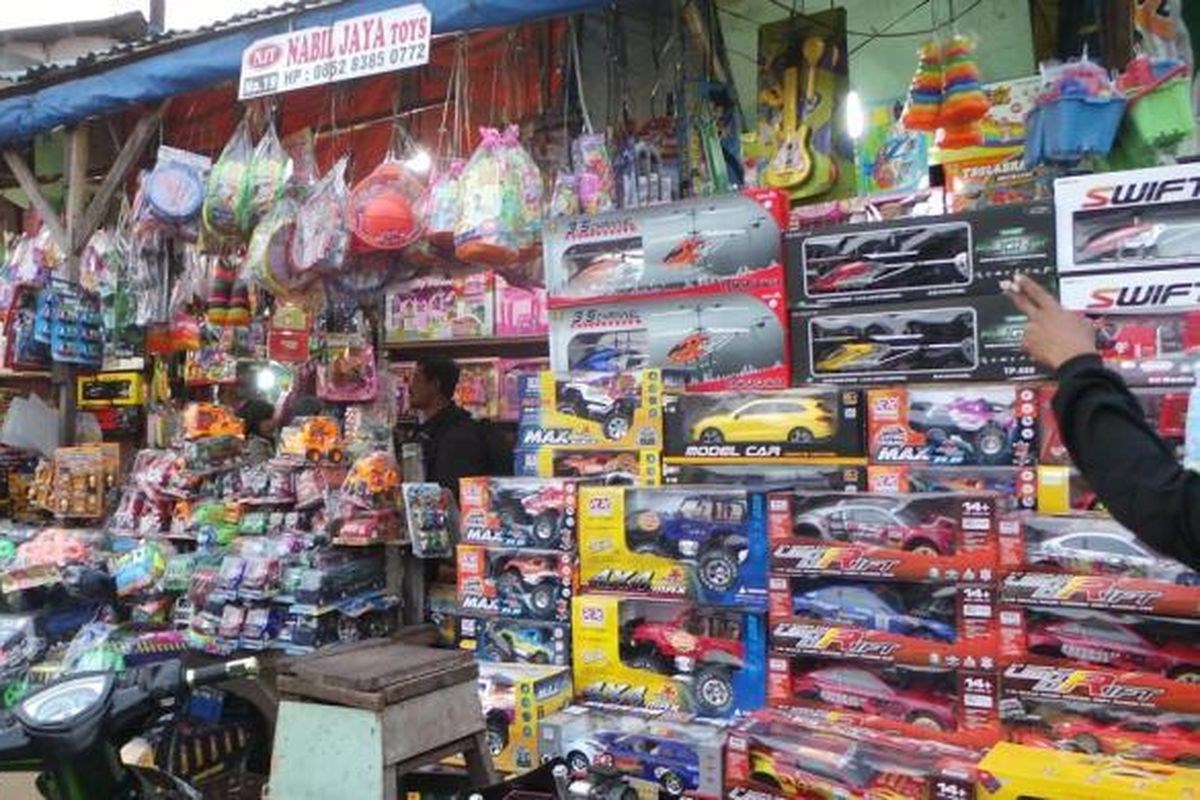 Siapa kamu di dunia world toys