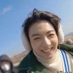 Hangi Bts Üyesi Senin Abin