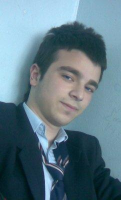 Hangi G.M.K Futbolcususun ?