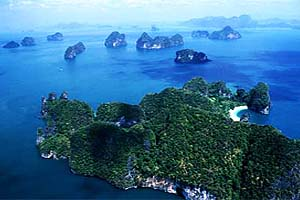 Angthong Marine