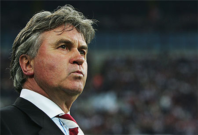 Guus Hiddink Gitmeli...