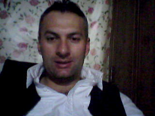 Melih Ambarda Çalışmaktan Mutlu Mu