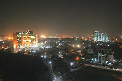 Guragon Or Noida