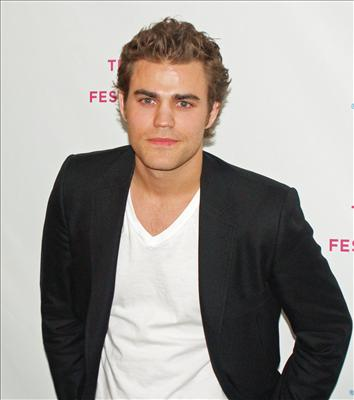 Vampire Diaries ( Stefan Or Damon