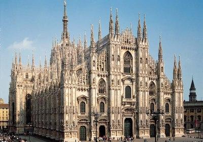 Lancia Anche Tu Un Monumento In Testa Al Premier