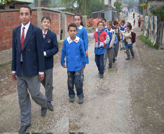 Okul İle Mutlu