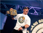 John Cena'mı Daha İyi Undertaker'mı???????