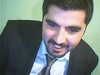 Her Yürek Kendince Şairdir.