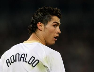 Who Is Better Footballer??