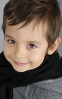 Emir Berke Yi Ne Kadar Seviyosun
