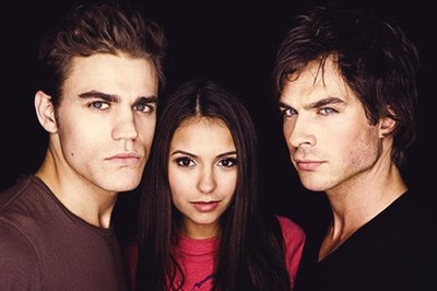 Hangi the vampire diaries karakterisin