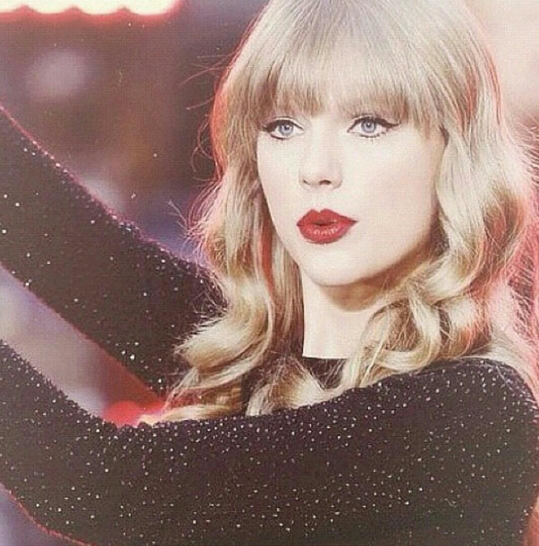 Taylor Swifte Benzeme
