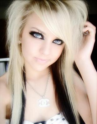 Are You: Hott. Pretty, Avrage, Or Ugly?