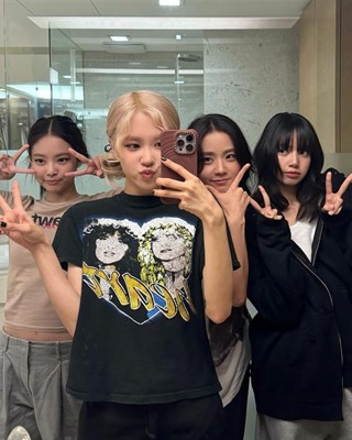 Member blackpink siapakah yg menemanimu untuk mengobrol?