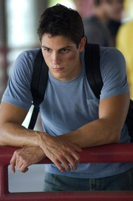 Hangi Never Back Down(Asla Pes Etme) Karakterisin