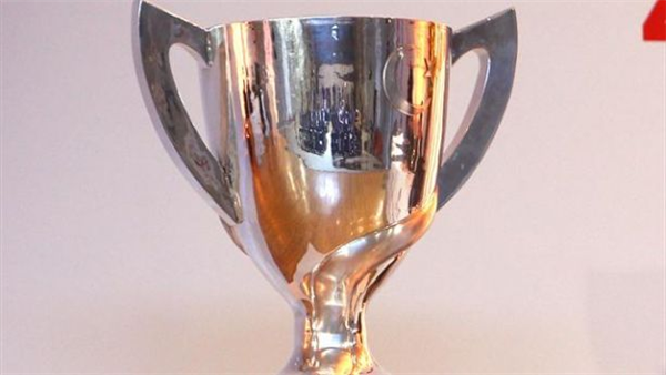 Şampiyon Kim