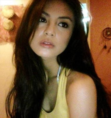Who Is Prettier ?? Ü
