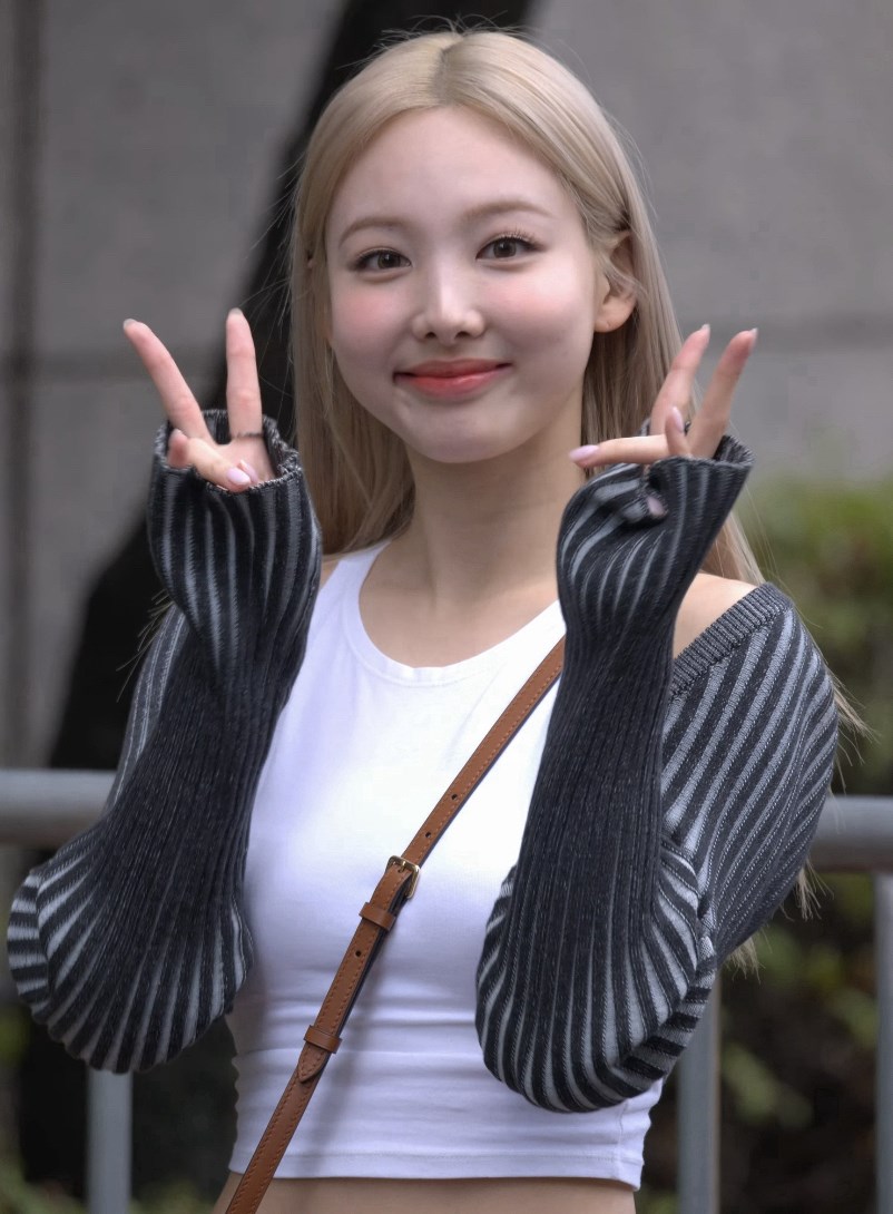 Nayeon'a benziyor musun